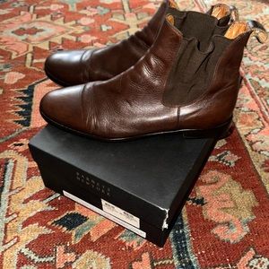 Barneys New York brown leather Chelsea boots
